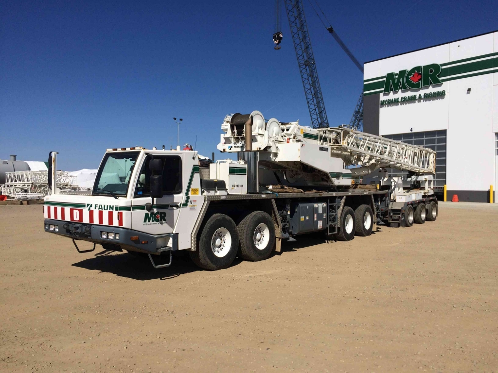 Tadano - GT900 XL - Myshak Sales & Rentals LTD