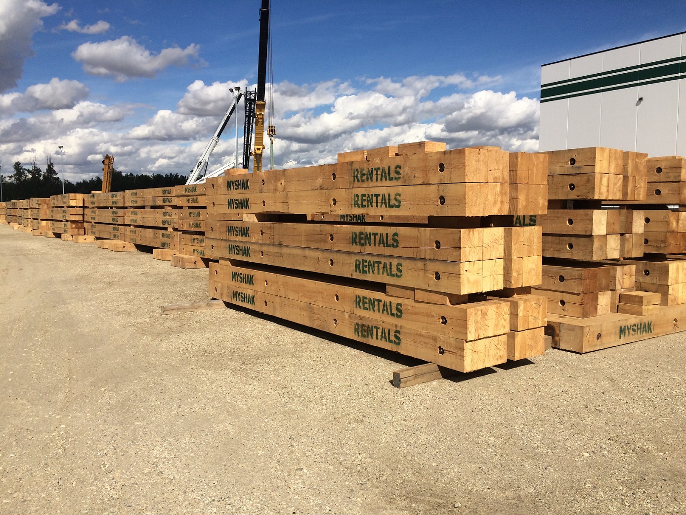 Factors to Consider When Purchasing Crane Mats Myshak Group